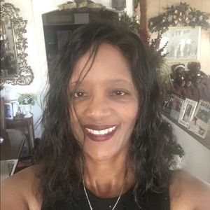 Meet your Posher, Gayla